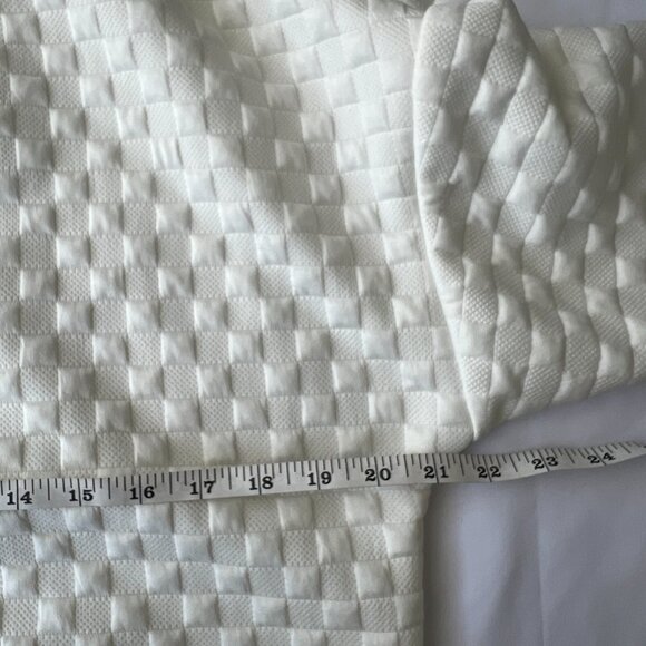 Paper Crane Women Medium White Quilted Long Sleeve Sweater Sweatshirt Checkered - Picture 6 of 7